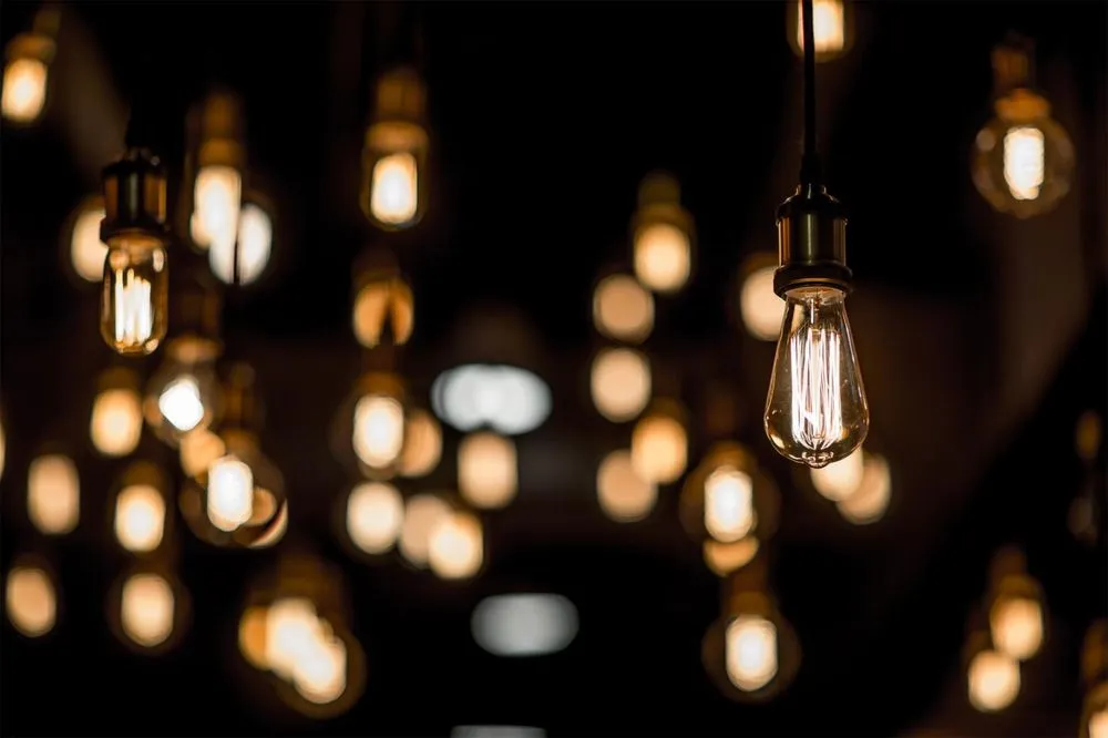 Slide of All Amps Electric