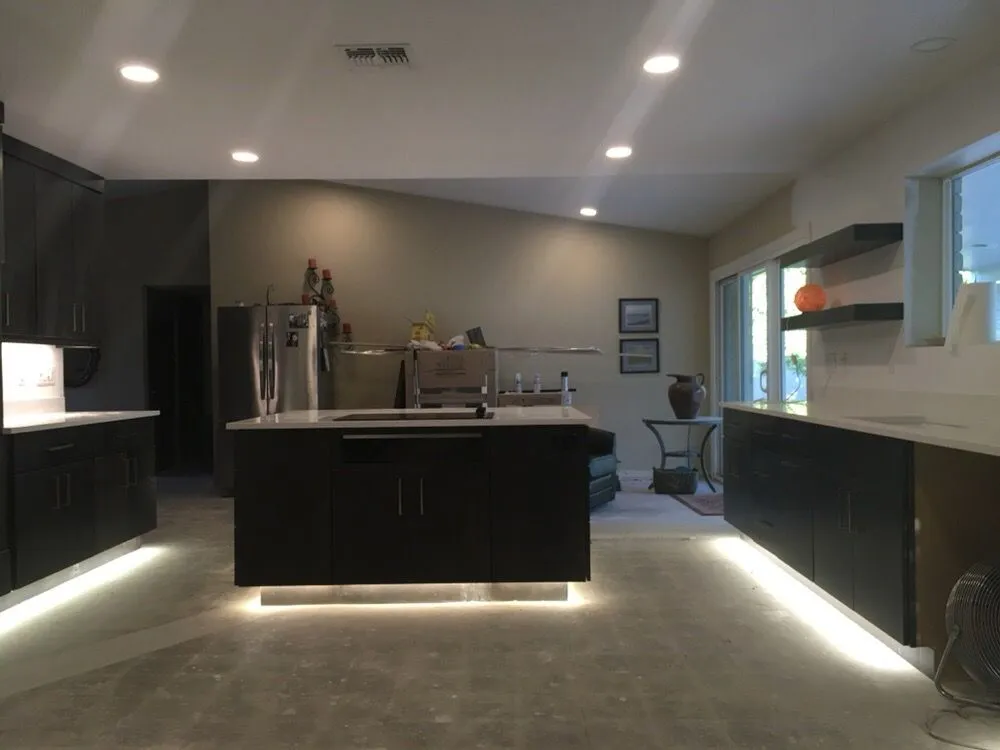 Slide of All Amps Electric