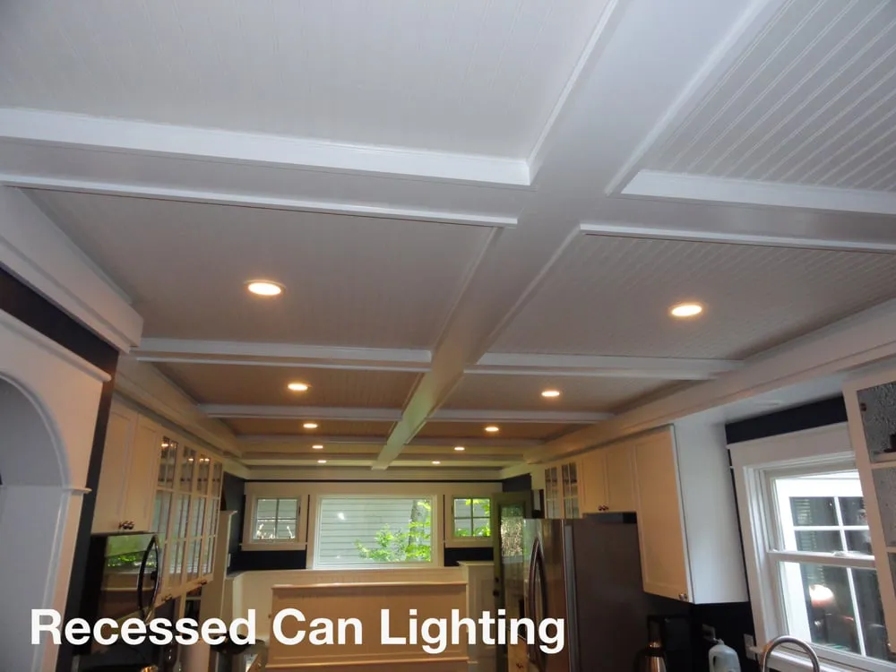 Certified electrician providing emergency electrical service in , 