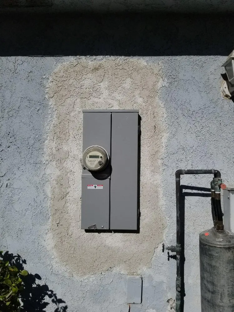 Professional circuit breaker repair in , by All City Electric