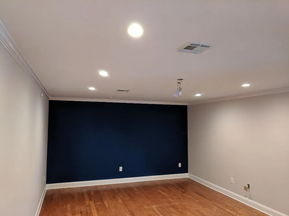 Reliable electrician providing lighting installation in , 