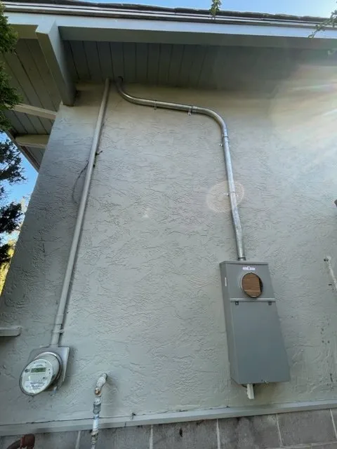 Trusted electrician providing outlet and switch repair in , 