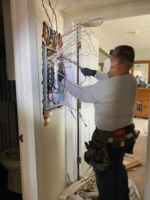 Slide of All-In-One Electric & Lighting