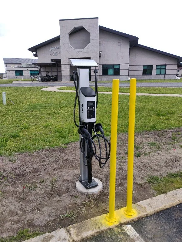 Emergency electrical service for homes in lighting installation,  by 