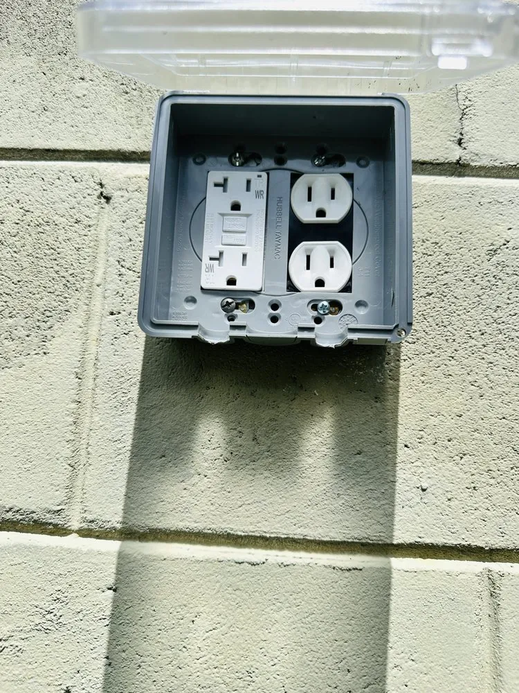 Slide of All In One Multiservices