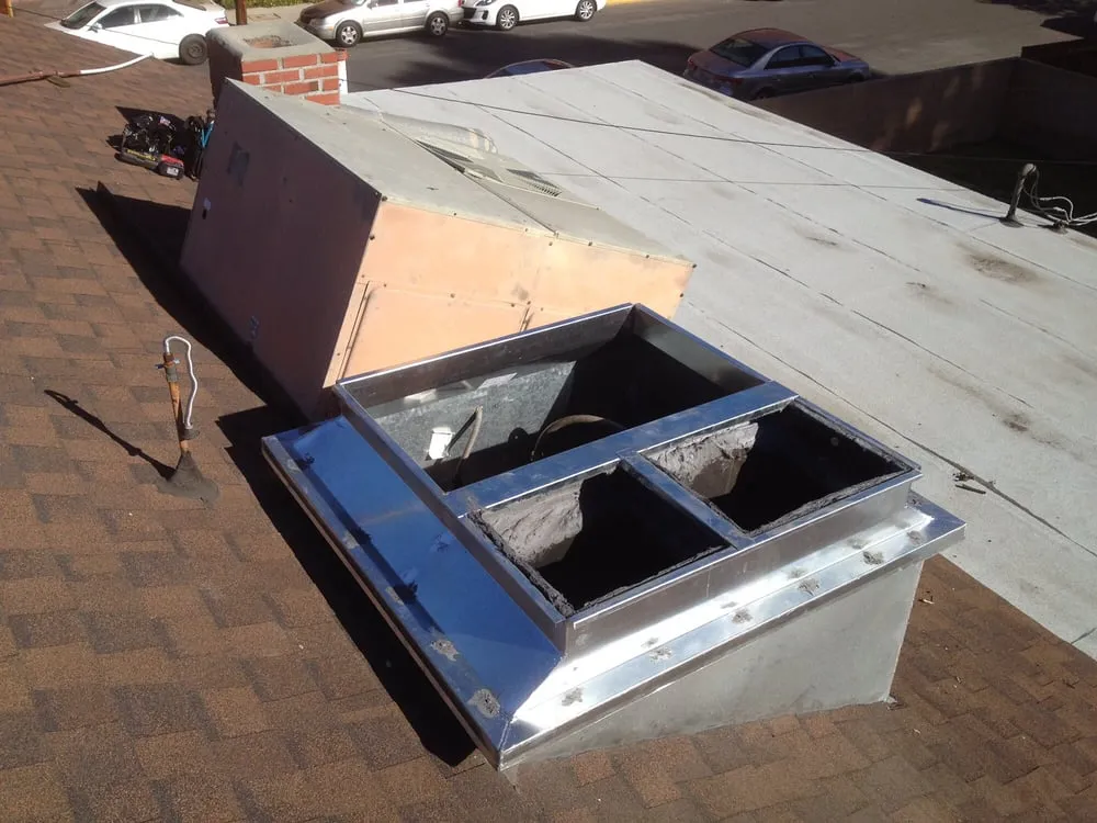 Expert electrician providing outlet and switch repair in Sun Valley, CA - All Power Services