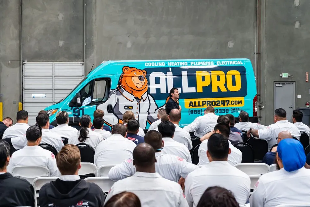 Licensed electrician providing electrical repair in ,