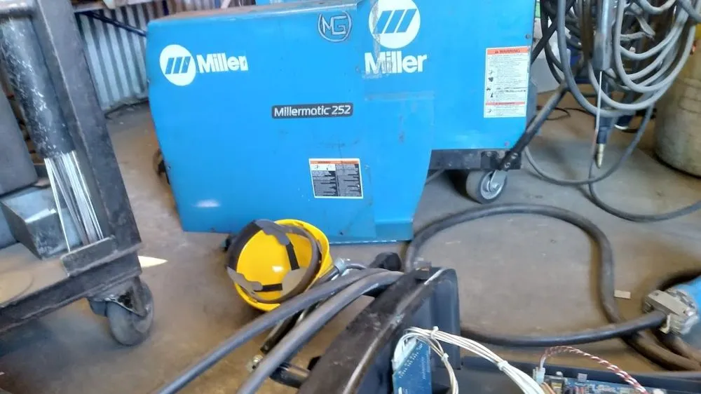 Slide of All Pro Handyman Jovani