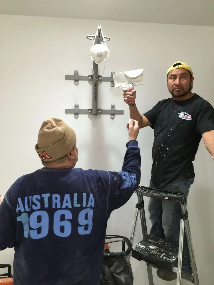 Emergency electrical service for homes in circuit breaker repair,  by 