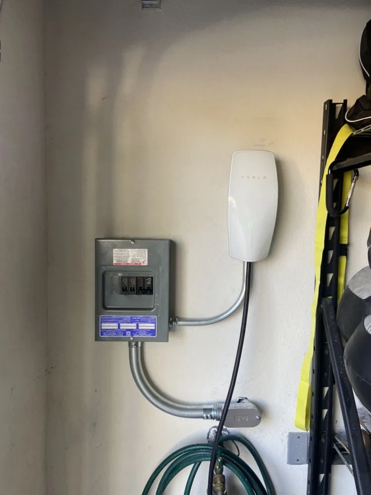 Slide of All Starz Electrical