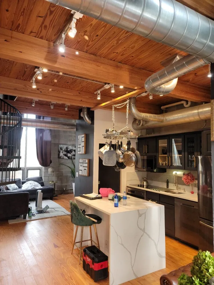 Slide of All Tapz Electric