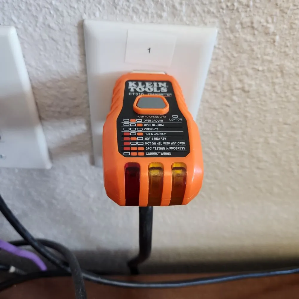 Slide of All Tapz Electric