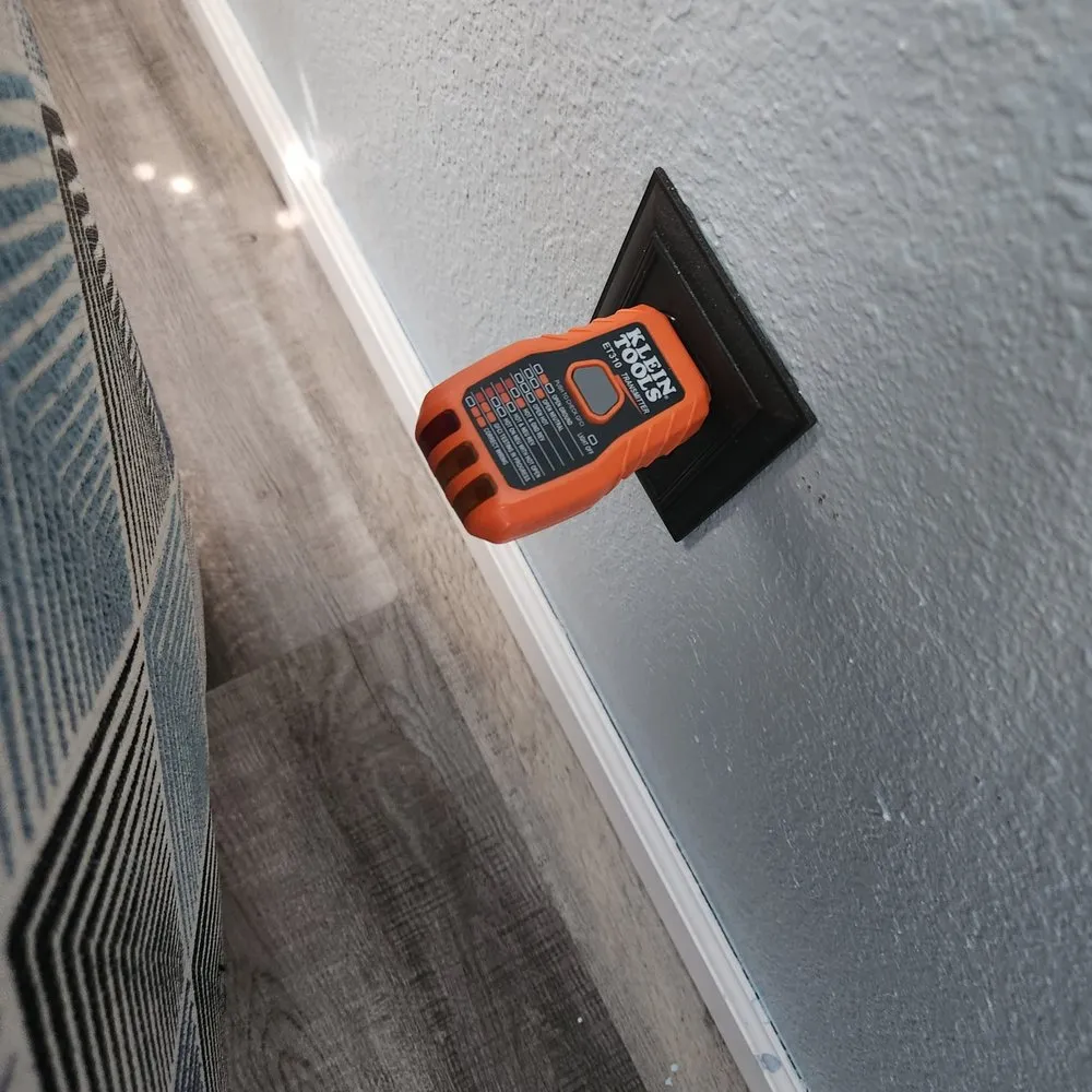 Slide of All Tapz Electric