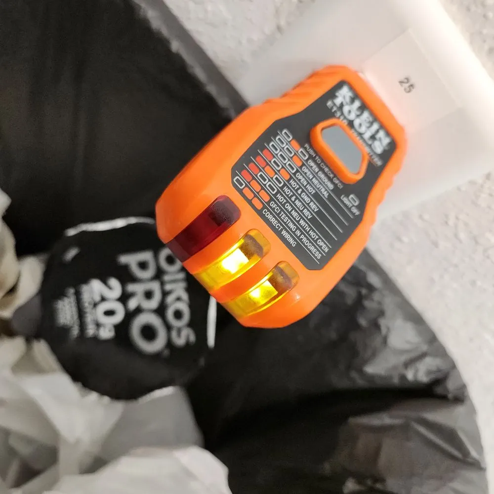 Slide of All Tapz Electric