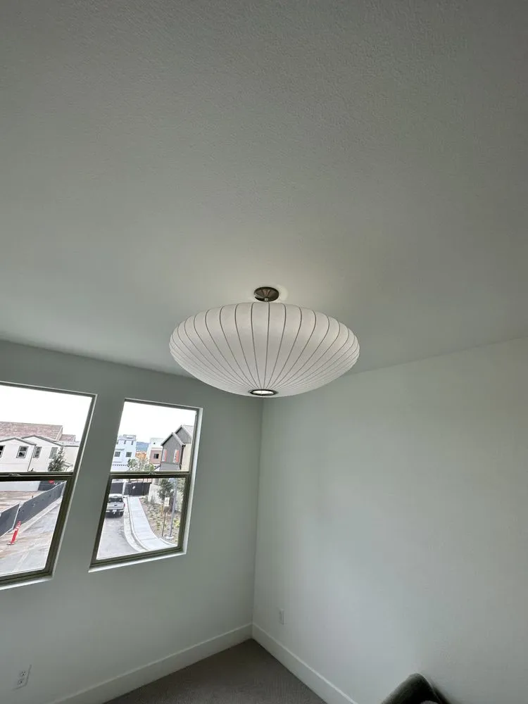 Slide of All Thingz Electric