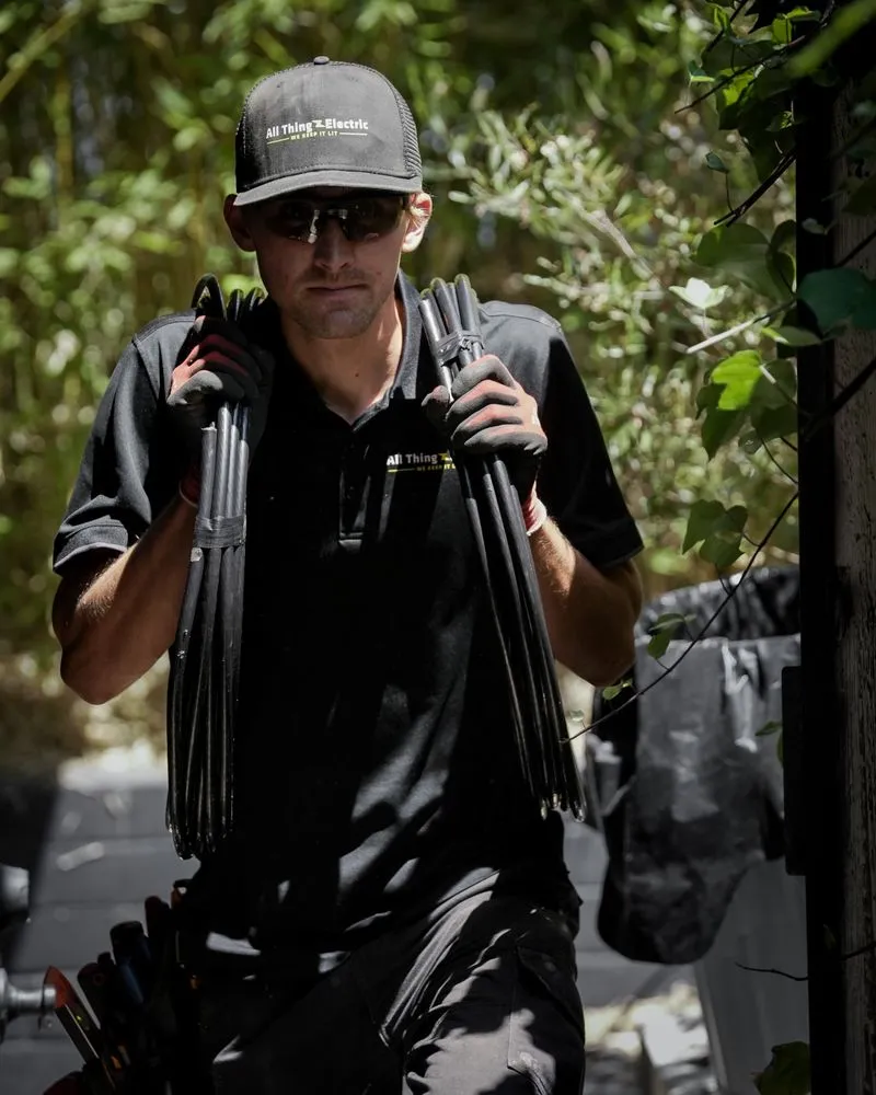 Slide of All Thingz Electric