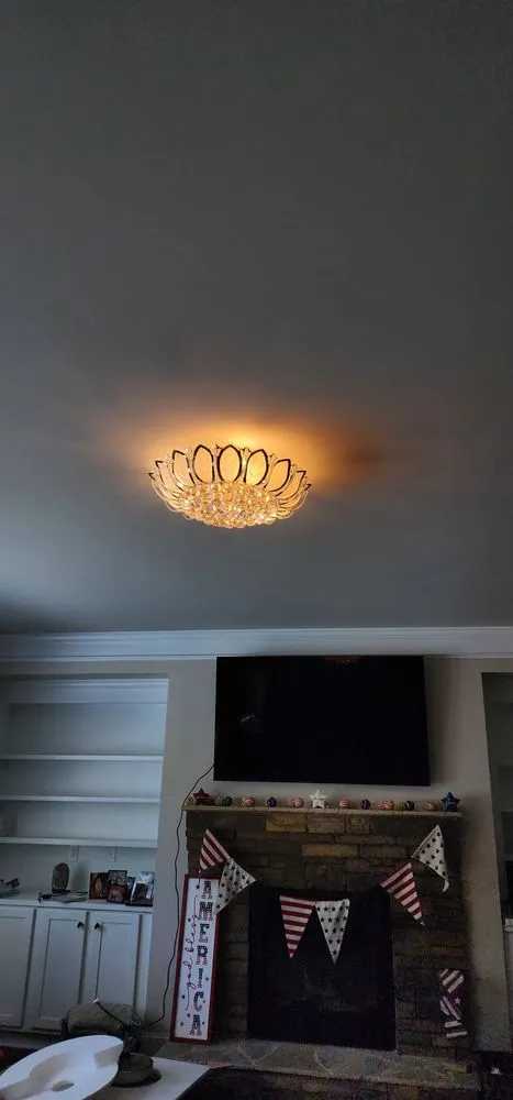 Certified electrician providing lighting installation in , 