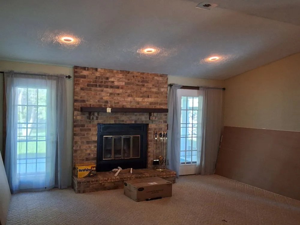 Expert circuit breaker repair in , by Alliance Electric