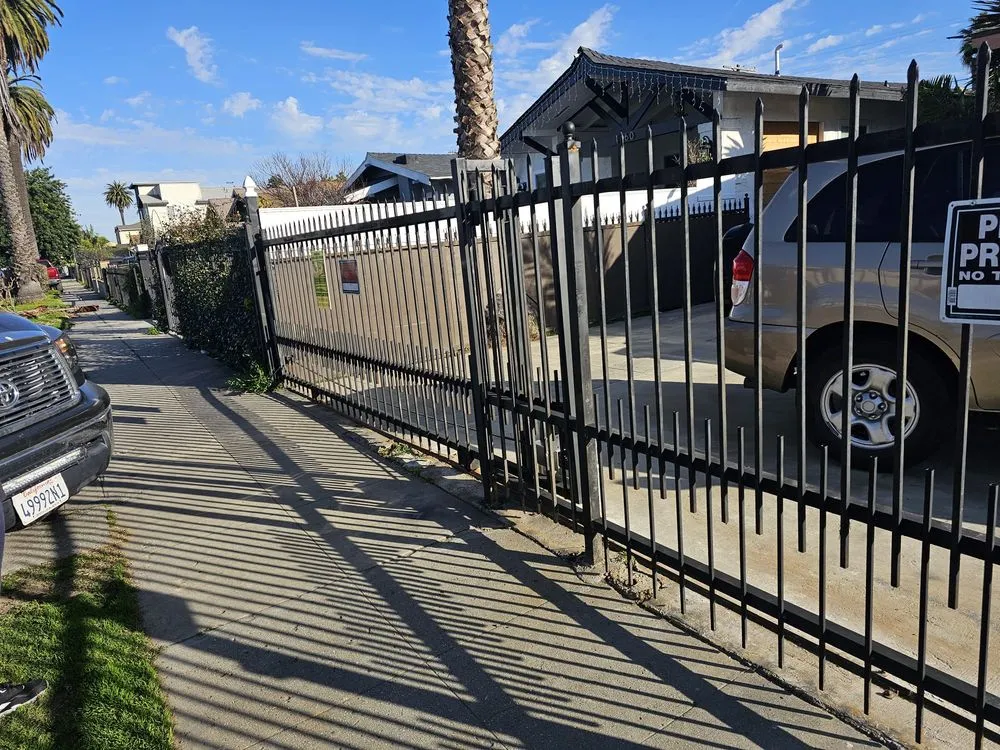 Slide of Allianceelectric & gate opener