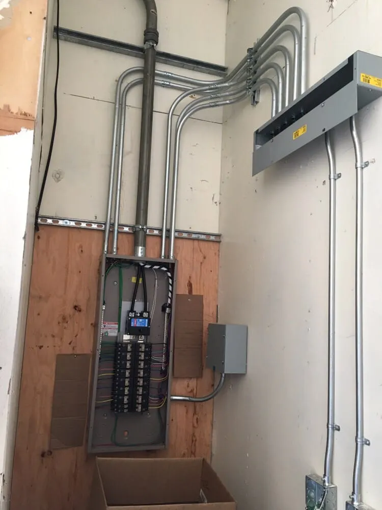 Licensed circuit breaker repair experts serving Oakville, WA - Allison Electric