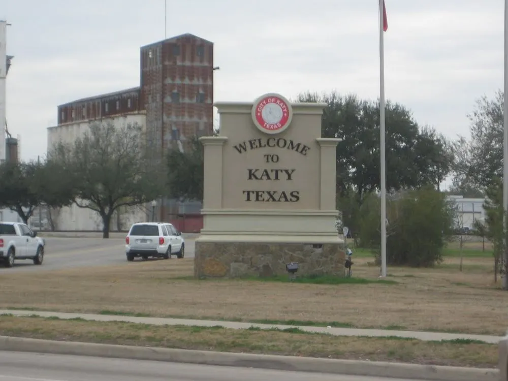 Reliable electrician providing emergency electrical service in Missouri City, TX - Allsource Electrical Technologies