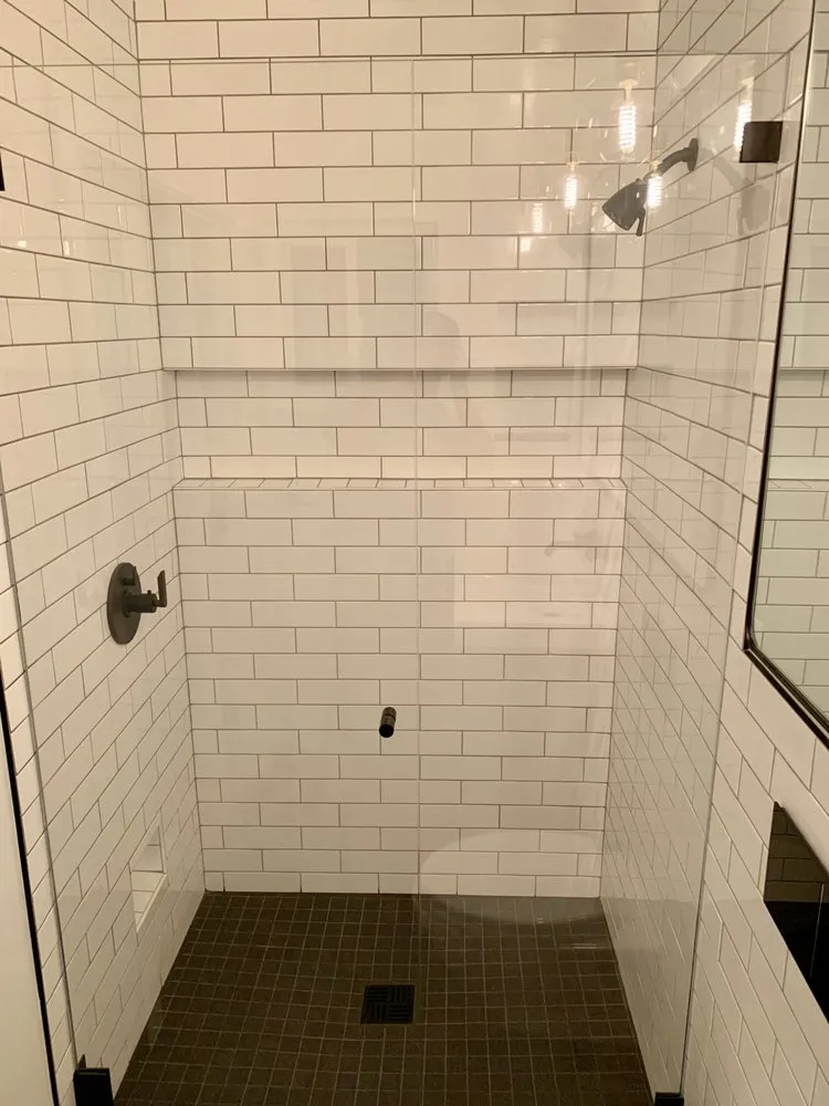 Trusted electrician providing electrical repair in , 