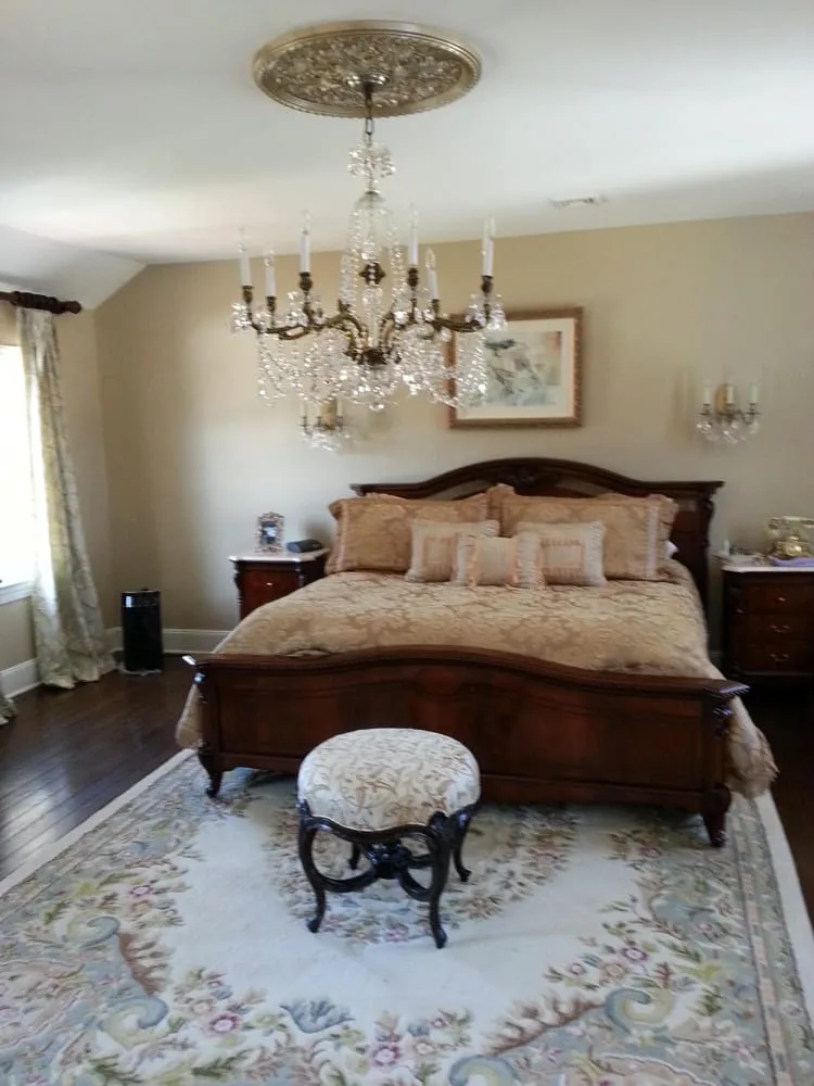 Slide of Almeida Electric