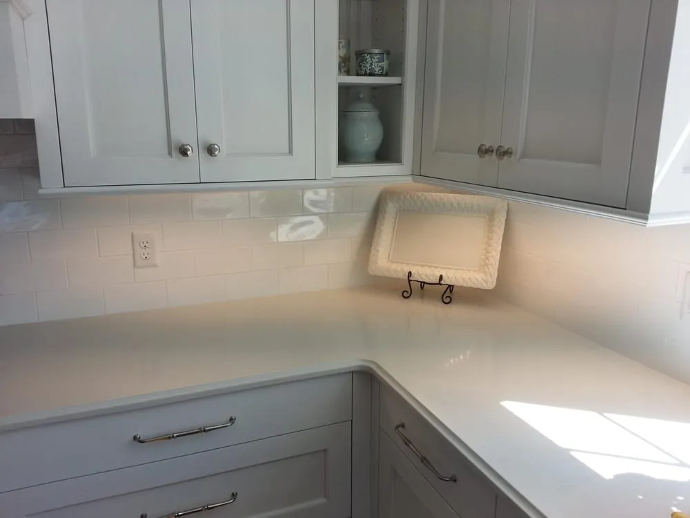 Slide of Almeida Electric