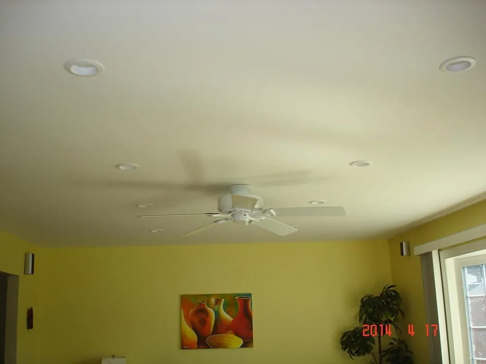 Slide of Almeida Electric