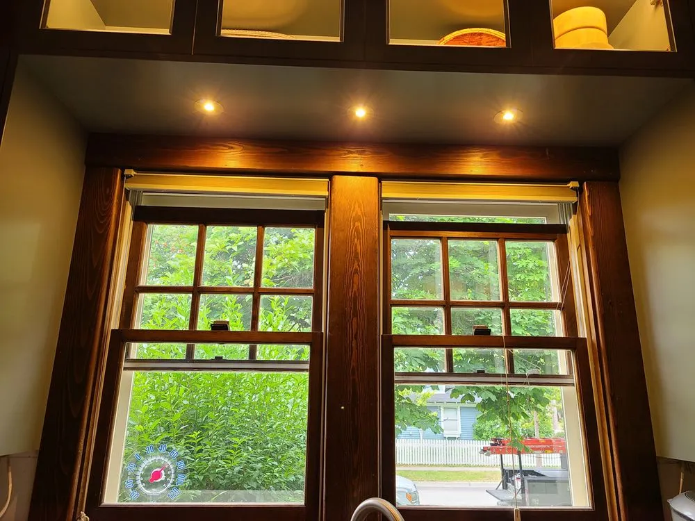 Slide of Alpenglow Electric