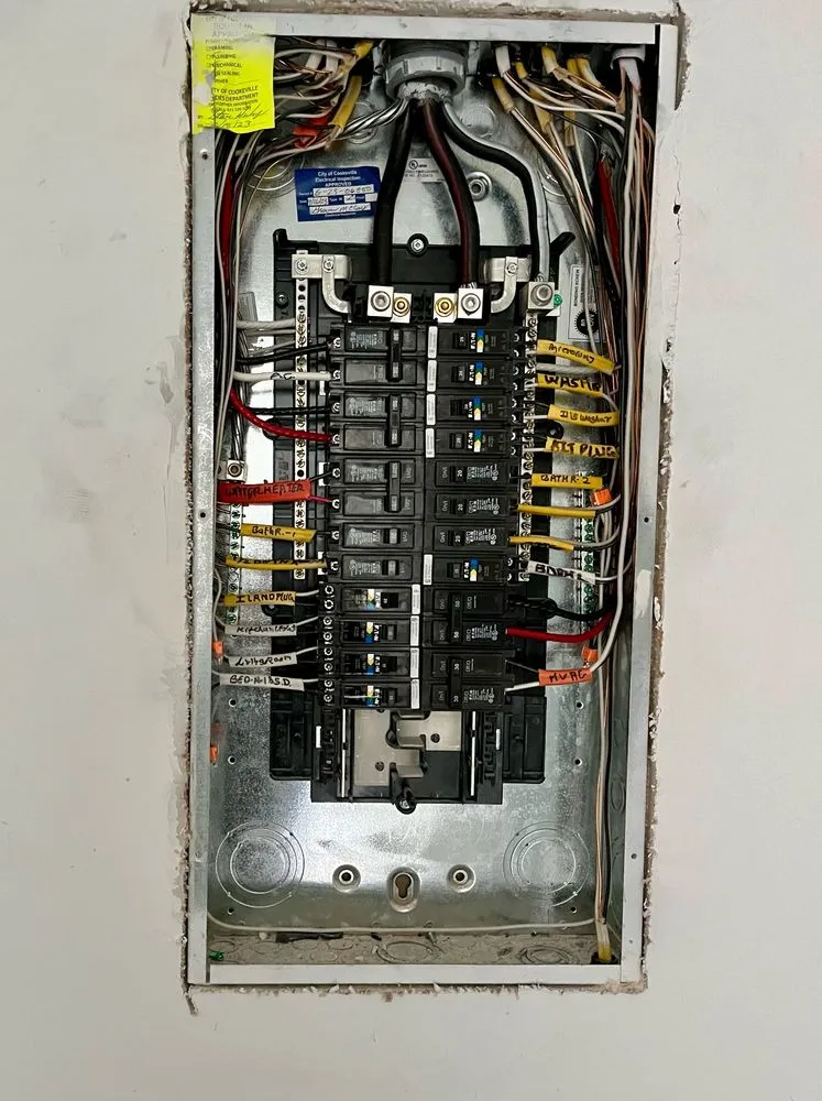 Professional outlet and switch repair experts serving ,  - Alpha 9 Electric