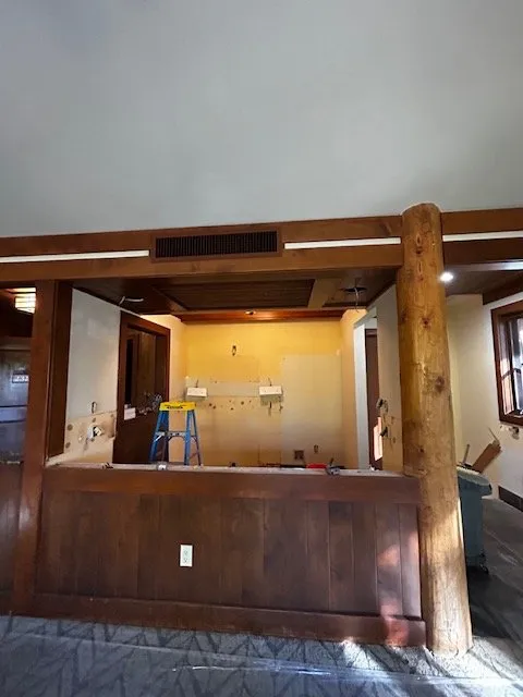 Slide of Alpha Handyman