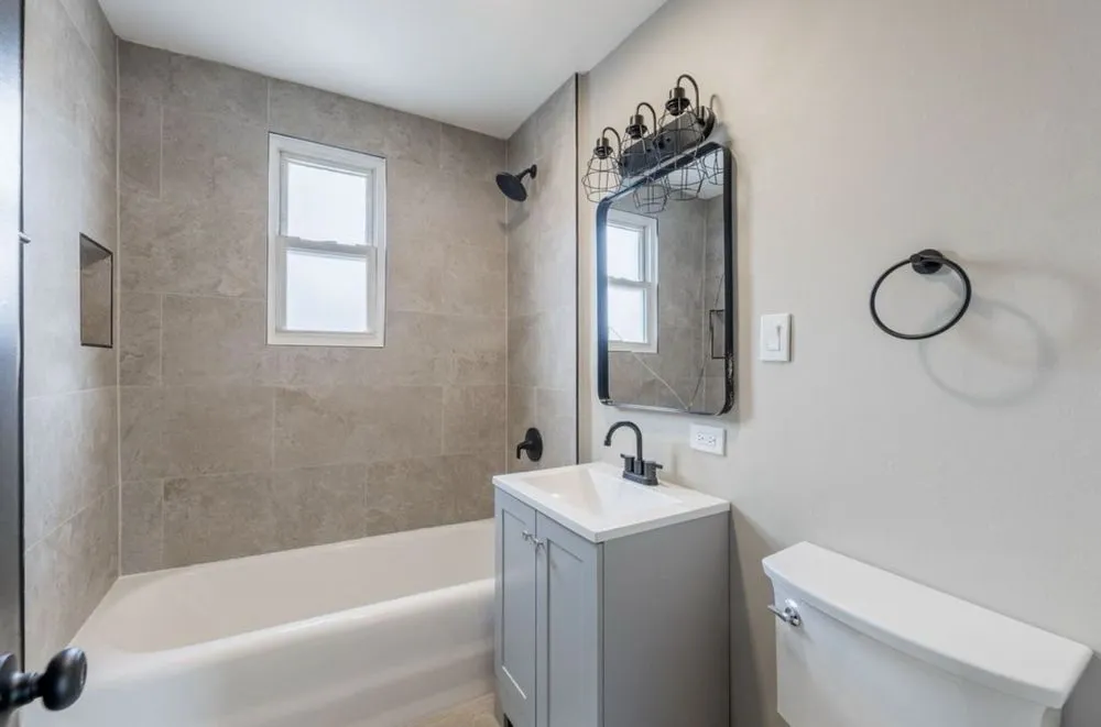 Slide of Alpha HandyWorks