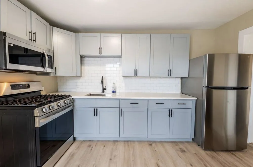 Slide of Alpha HandyWorks