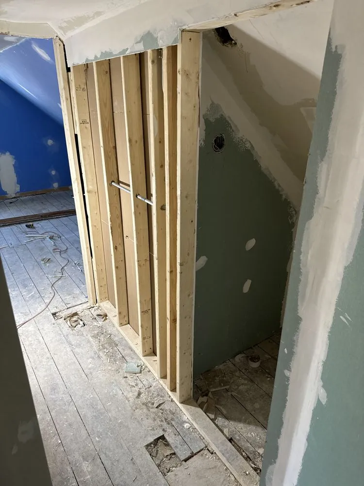 Slide of Alpha HandyWorks