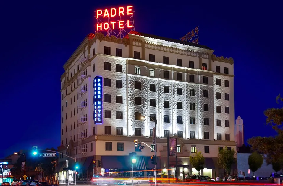 Slide of Alpha Omega Electric