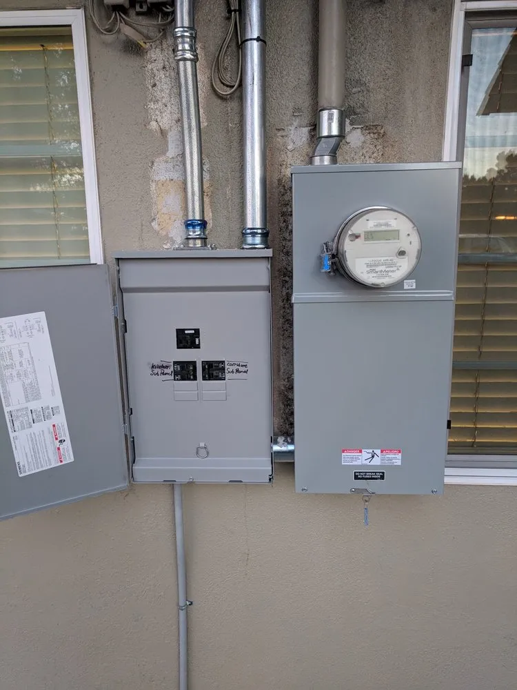 Licensed electrical service for homes in circuit breaker repair, by