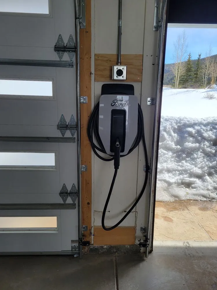 Slide of Alpha Omega Electric