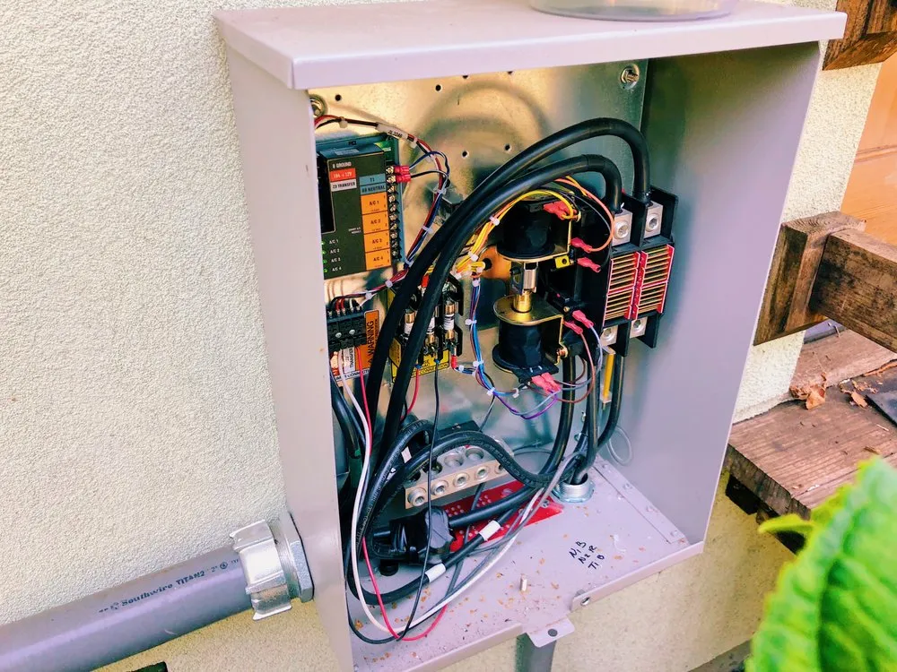 Slide of Alpha Omega Electric