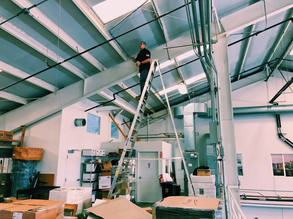 Certified circuit breaker repair service in ,  - Alpha Omega Electric