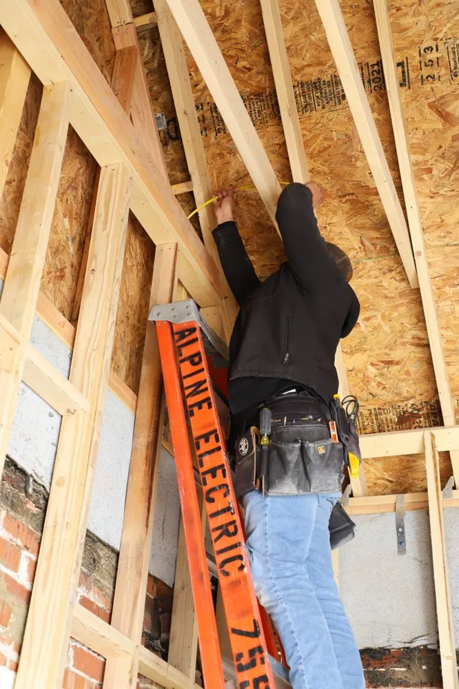 Slide of Alpine Electric