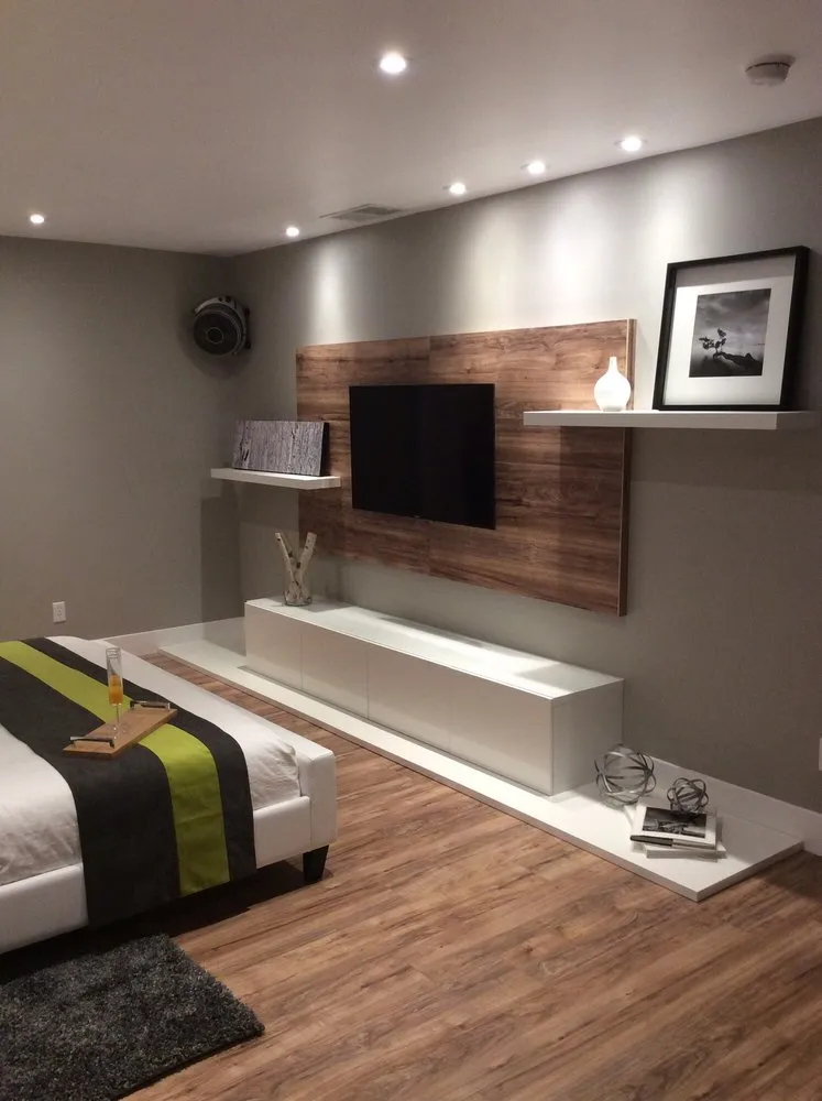 Slide of Alpine Electric