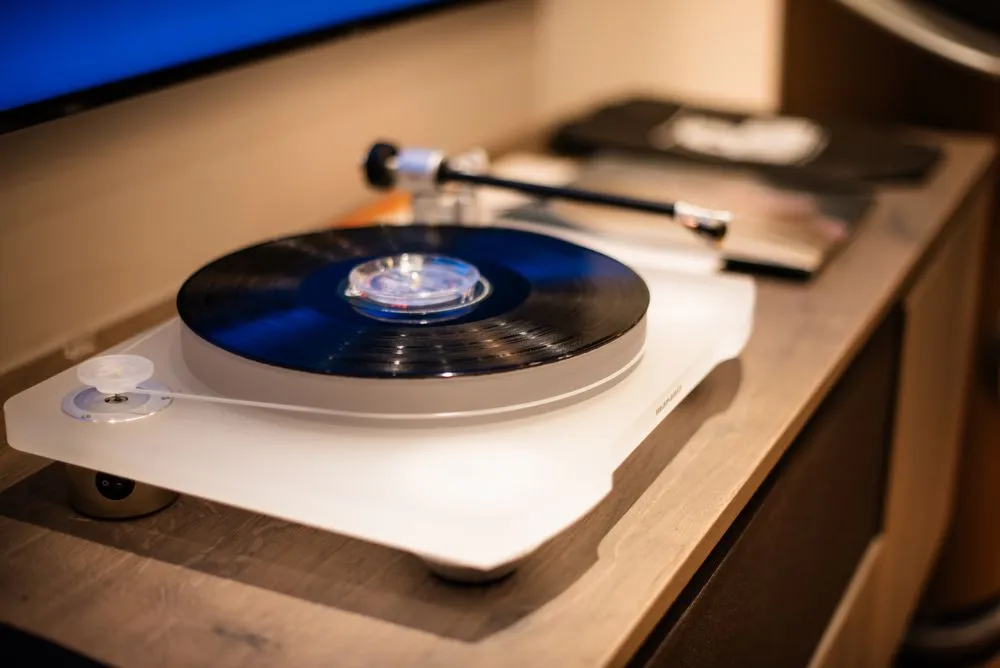 Slide of Alpine Electric