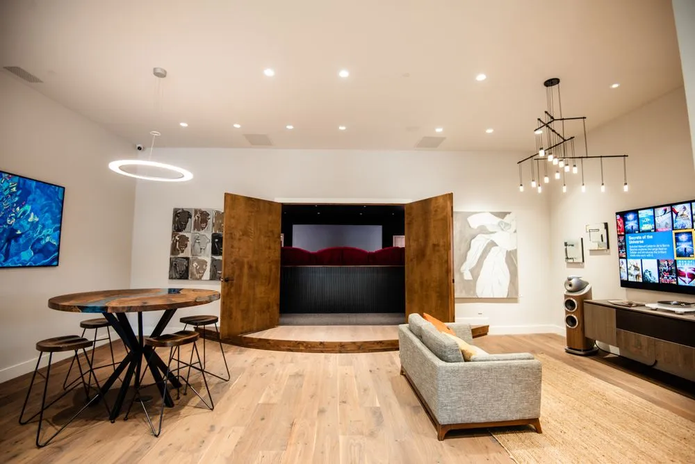 Slide of Alpine Electric