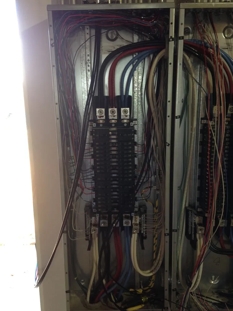 Slide of Als Electric