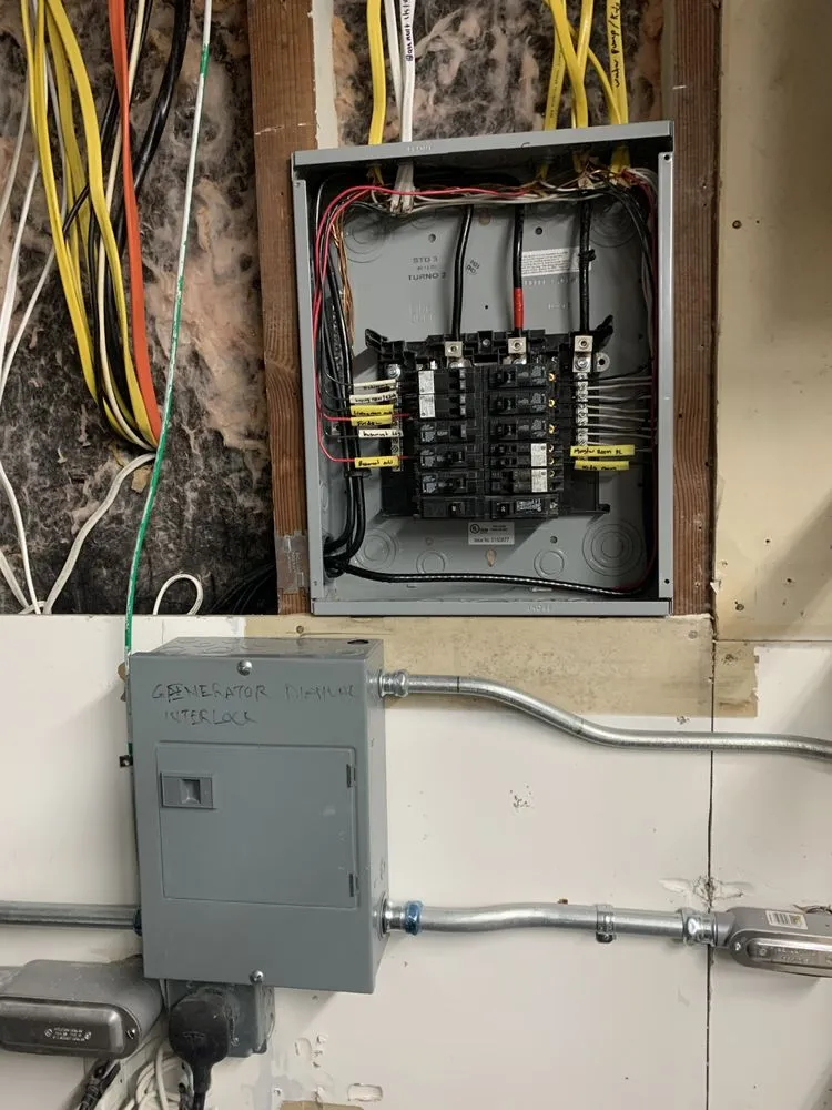 Slide of Alternativa Electrical Services