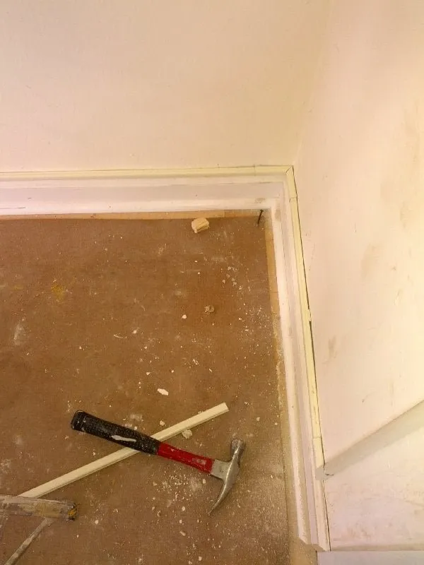 Licensed electrician providing wiring installation in , 