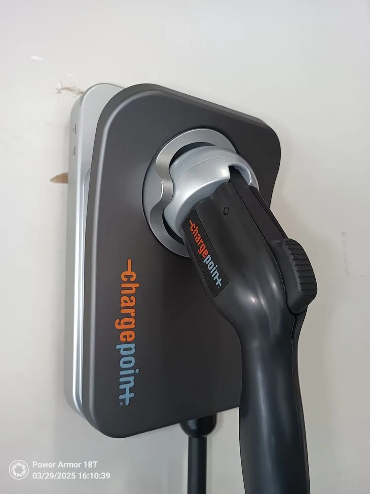 Slide of AltoService