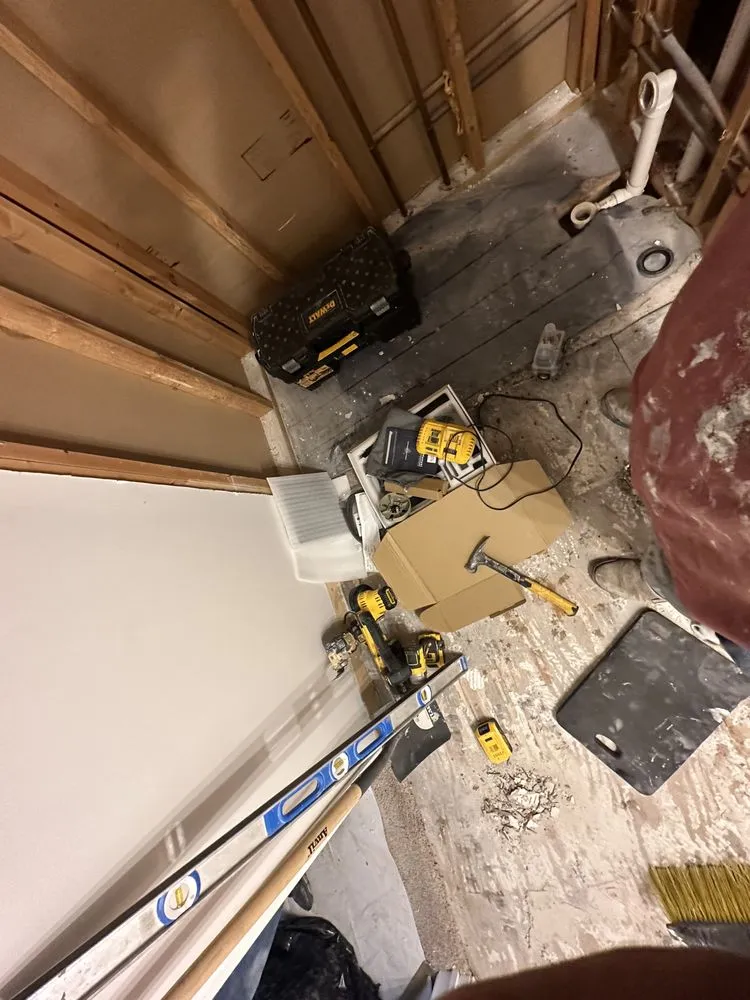 Slide of Alwan’s Handymen and construction