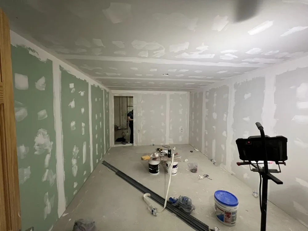 Slide of Alwan’s Handymen and construction